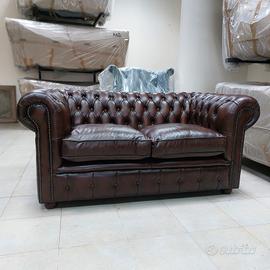 Divano chesterfield club originale.. chester nuovo