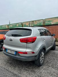 Auto kia sportage