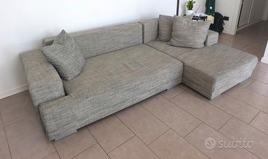 Divano Grigio estendibile