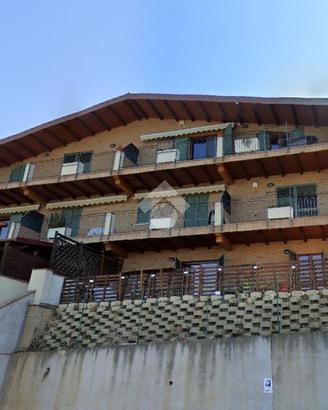 3 LOCALI A DERUTA