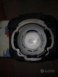 Gruppo termico+varie minuterie scooter piaggio