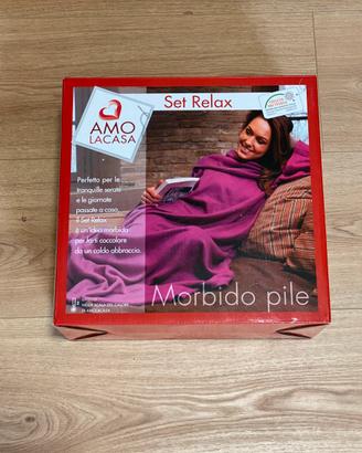 Coperta in pile viola con maniche lunghe plaide