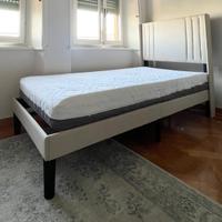 Letti imbottiti con rete a doghe e Materassi