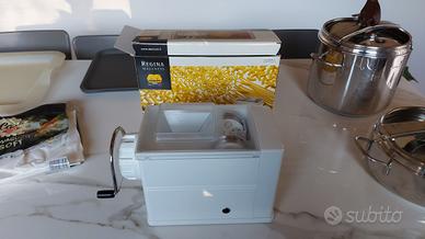 Macchina per  la pasta e patatiera in terracotta 