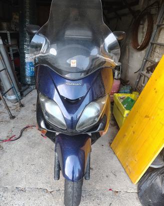 Scooter Honda Forza 250