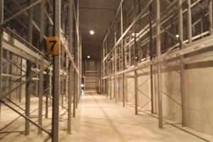 Capannone 4000 mq con ribalte e coibentato