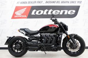 TRIUMPH ROCKET 3 2500cc UNICO PROPRIETARIO KM 3777
