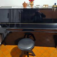 Pianoforte Yamaha verticale