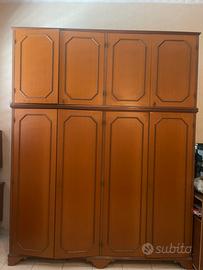 mobile antico a 4 ante, NON SPEDISCO