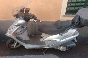  scooter Kymco Dink 200