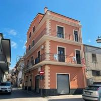 Duplex 140 mq con due terrazzi - bellona