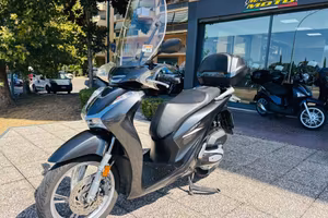 HONDA SH 150 PASSAGGIO E TAGLIANDO INCLUSO MINI