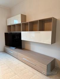 Soggiorno beige e panna