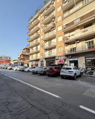 Locale commerciale - Catania