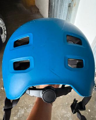 Casco bicicletta
