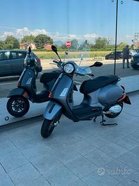 Piaggio Vespa GTS 310 SuperSport