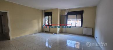 VIA MANZONI-App.nto al PT - 4 vani+cantina+p.auto