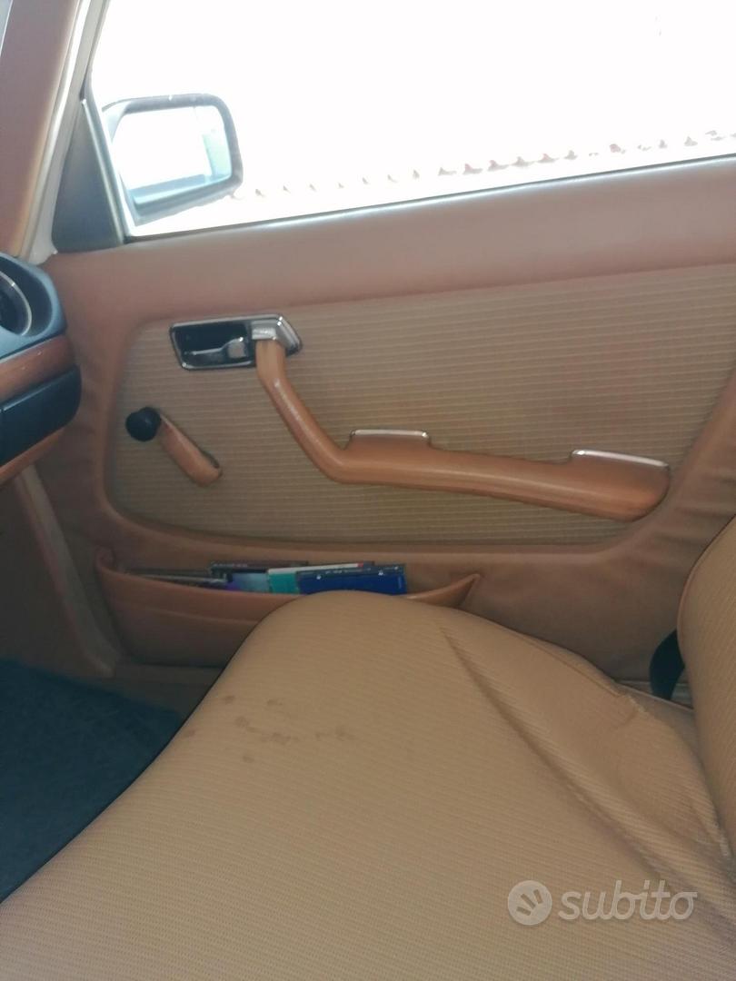 Mercedes-Benz 230 E 1982 photo 5
