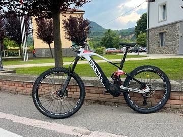 🏔️ 747 – FANTIC XMF 1.8 – Promo Fiera