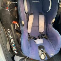 Seggiolino auto BebèConfort Axiss girevevole