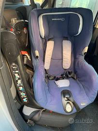 Seggiolino auto BebèConfort Axiss girevevole