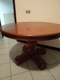 Tavolo allungabile più sei sedie