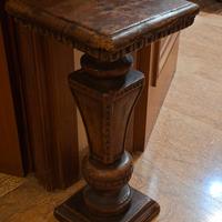Arr piedistallo Legno Intagliato