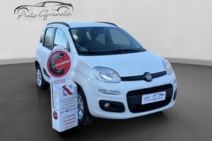 FIAT Panda 0.9 TwinAir Turbo Nat. Pow. Lounge +CER