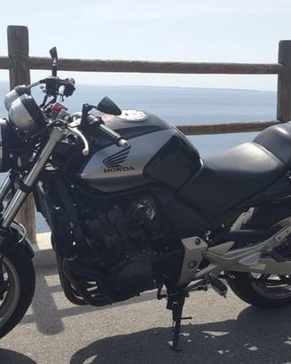 Honda CBF 600