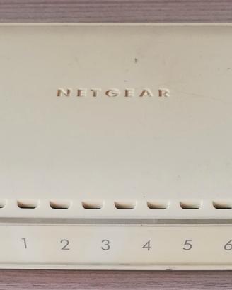 Switch 8 porte Netgear FS608 v3 10/100 Mbps