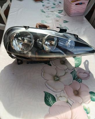 Faro alfa 147