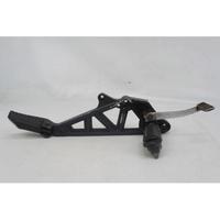 PEDANA DESTRA E PEDALE FRENO HONDA VF 500 F INTERC