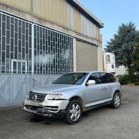 VW Touareg 5.0 V10 TDI anno 2011 (solo ricambi)