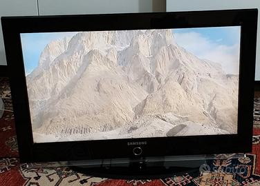 TV Samsung 32” LCD LE32M71B