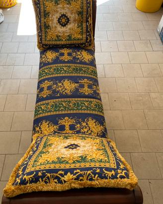 Divano pura seta Versace