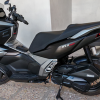 Voge SR1 ADV 4Ti come nuovo