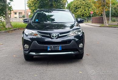 TOYOTA RAV4 3ª serie - 2013