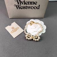 bracciale di perle vivienne westwood saturn