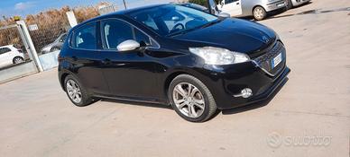 PEUGEOT 208 1° serie 1.4 HDi 68 CV 5 porte