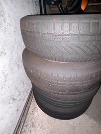 Pneomatici, gomme per la macchina