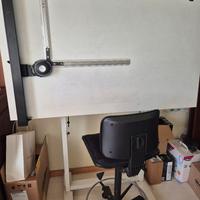 Tecnigrafo con sgabello