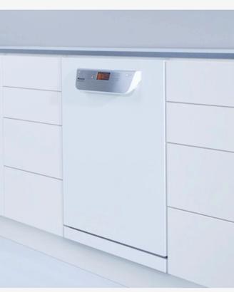 Lavastoviglie/ lavabicchieri proffesionale usata