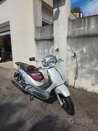 Piaggio Beverly 500