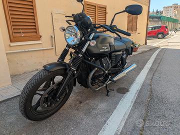 Moto Guzzi V7 II - NO abs