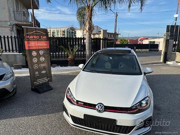VOLKSWAGEN Golf GTI Perf. 2.0 245CV TSI DSG 5p. BM
