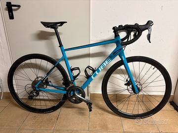 Cube attain race skyblue/black TG 56