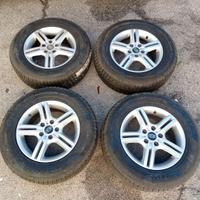 KIT 4 CERCHI E GOMME DA 16 X KIA SPORTAGE HYUNDAI