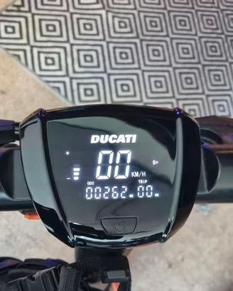 Monopattino Ducati Pro 3