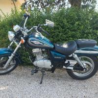 Suzuki GZ Marauder 125 - 2002