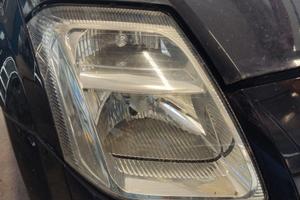 Proiettore destro CITROEN C2 del 2005